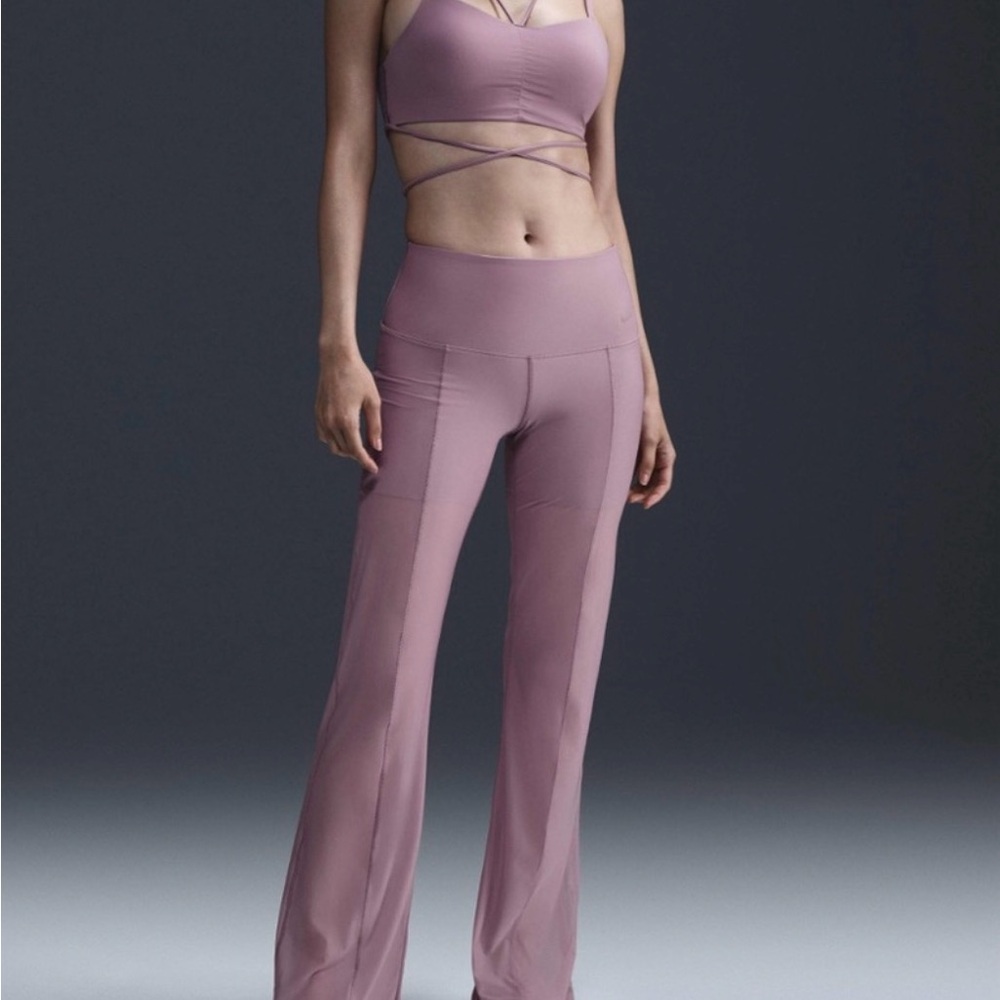 Nike Women's Zenvy Sheer Gentle-Support High-Waisted  Pants